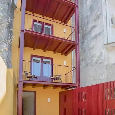 Downtown Cosy V Апартаменты